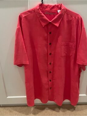 Caribbean Men’s Coral Button-Down Short Sleeve Shirt